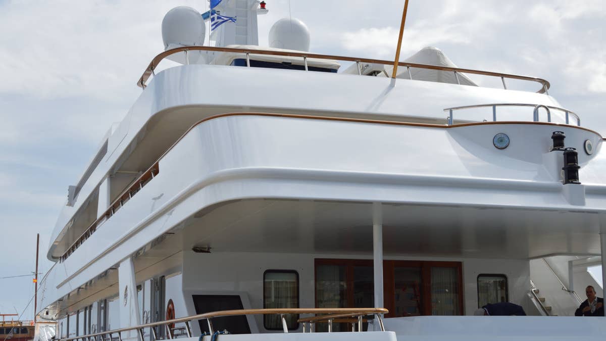 50-year-old boat builder files Chapter 7 and won't deliver