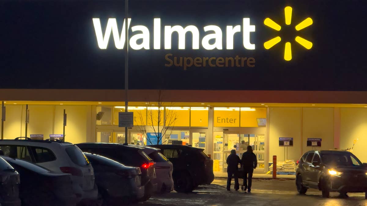 Jim Cramer's unexpected 1-word reaction to Walmart stock
