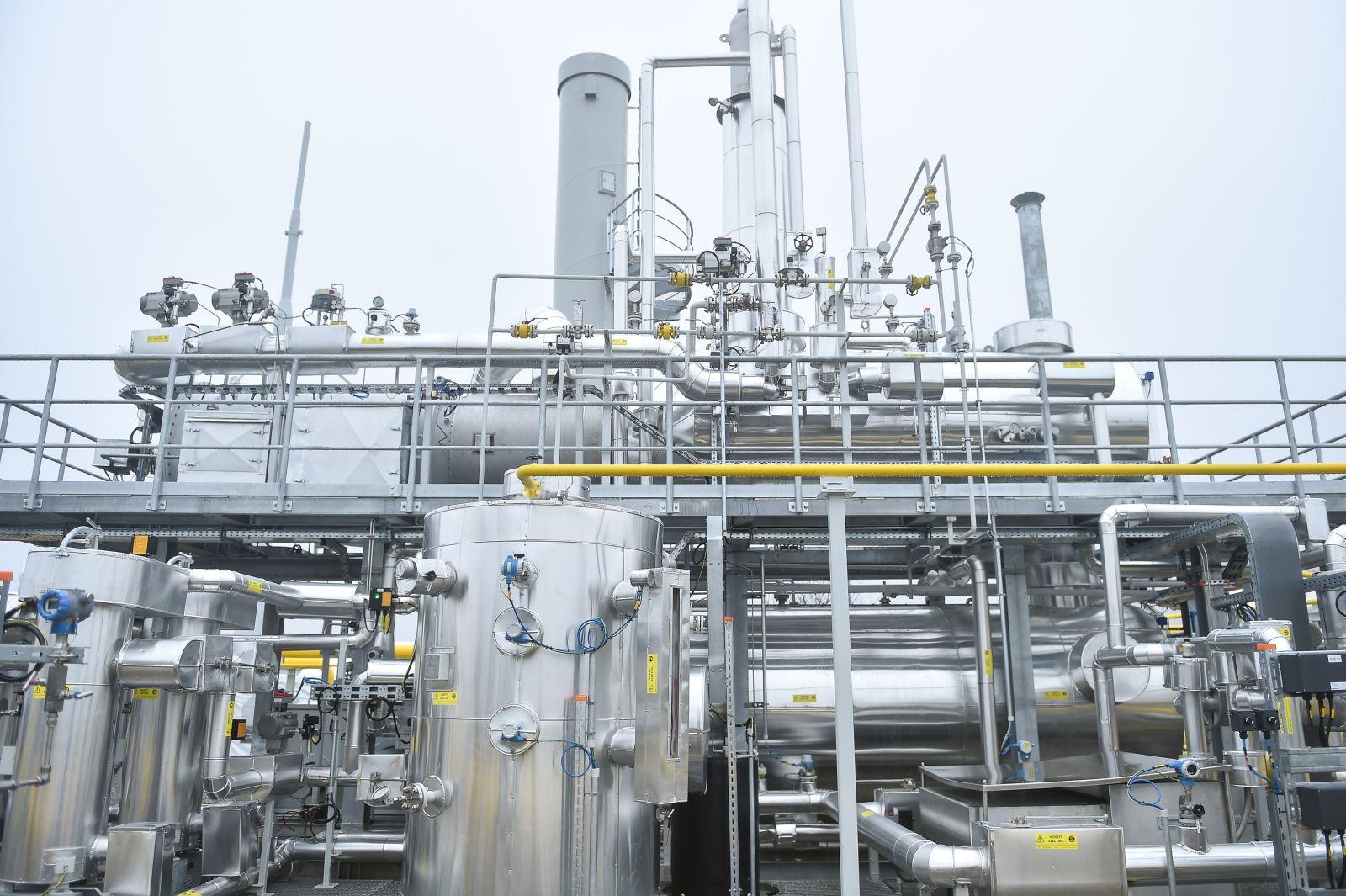 Above-Average Build in Gas Storage Weighs on Nat-Gas Prices