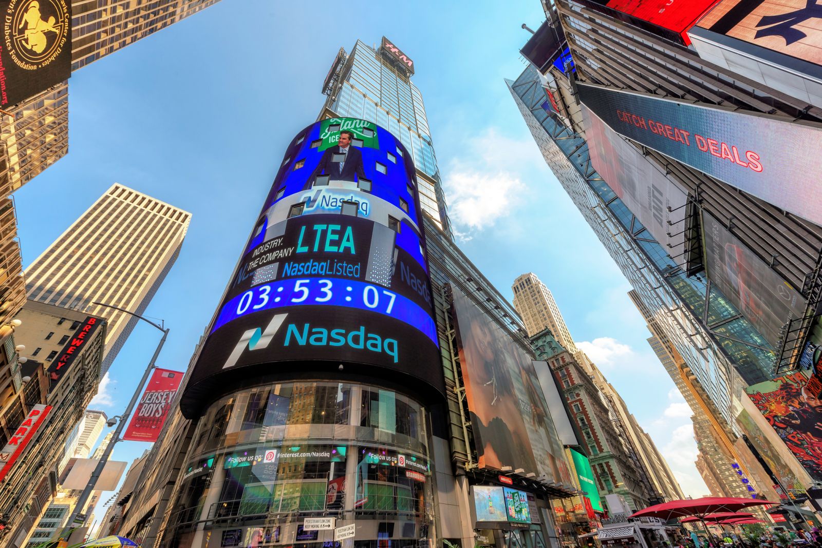 Stocks Rally on Fed-Friendly CPI Report