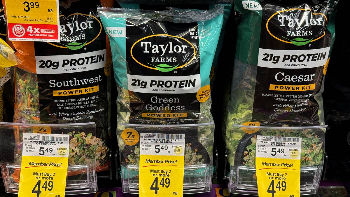 Taco Bell supplier pulls lettuce after parasite outbreak